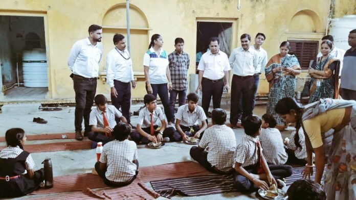 mid day meel mid day meel