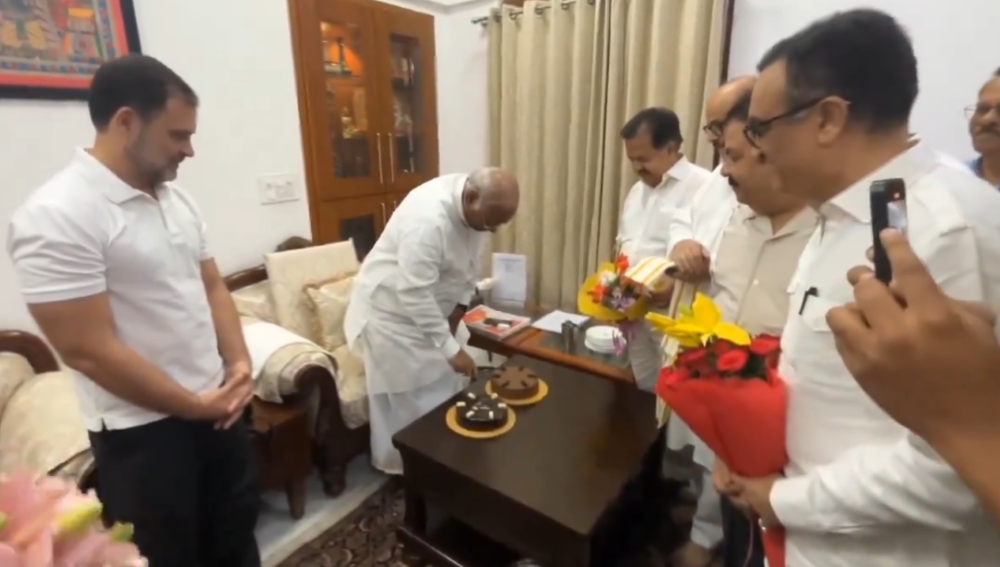 kharge... kharge...